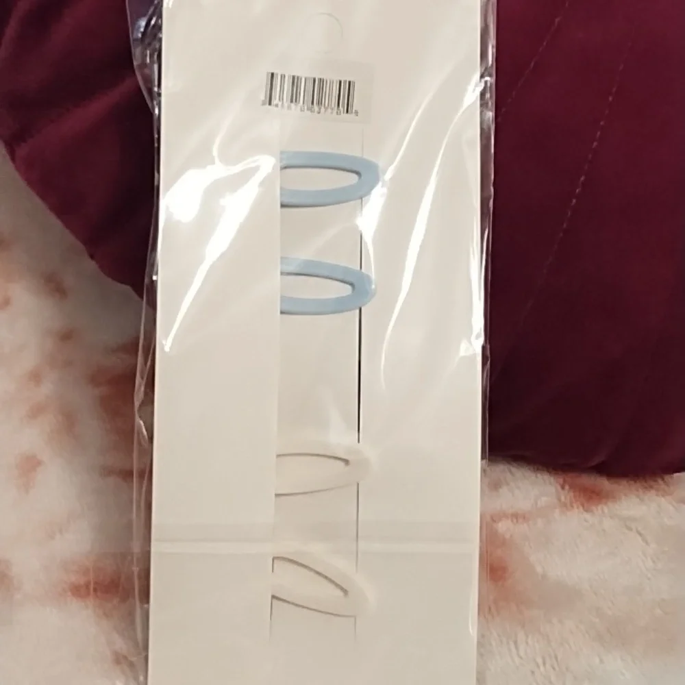 LaBuBu Face Hair Clips NWT
